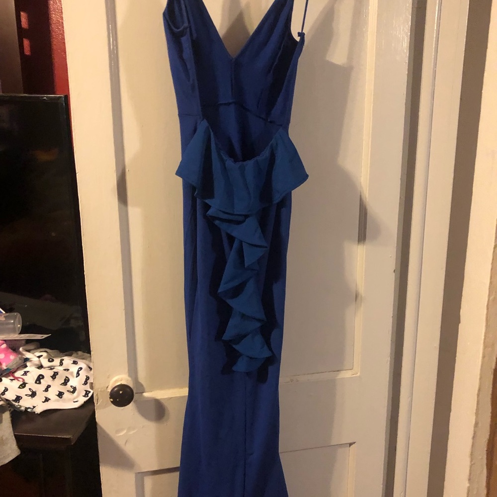 Backless evening dress